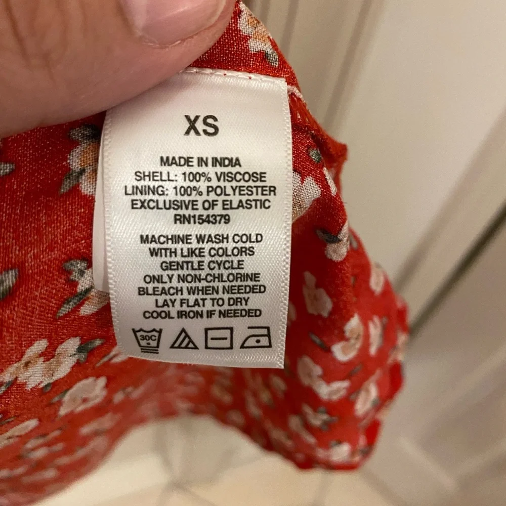 Aeropostale Red Floral Dress - Picture 5 of 7